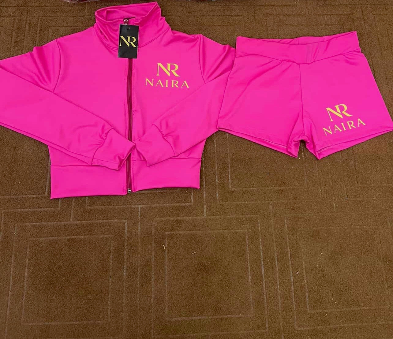 Naira motion set -Pink
