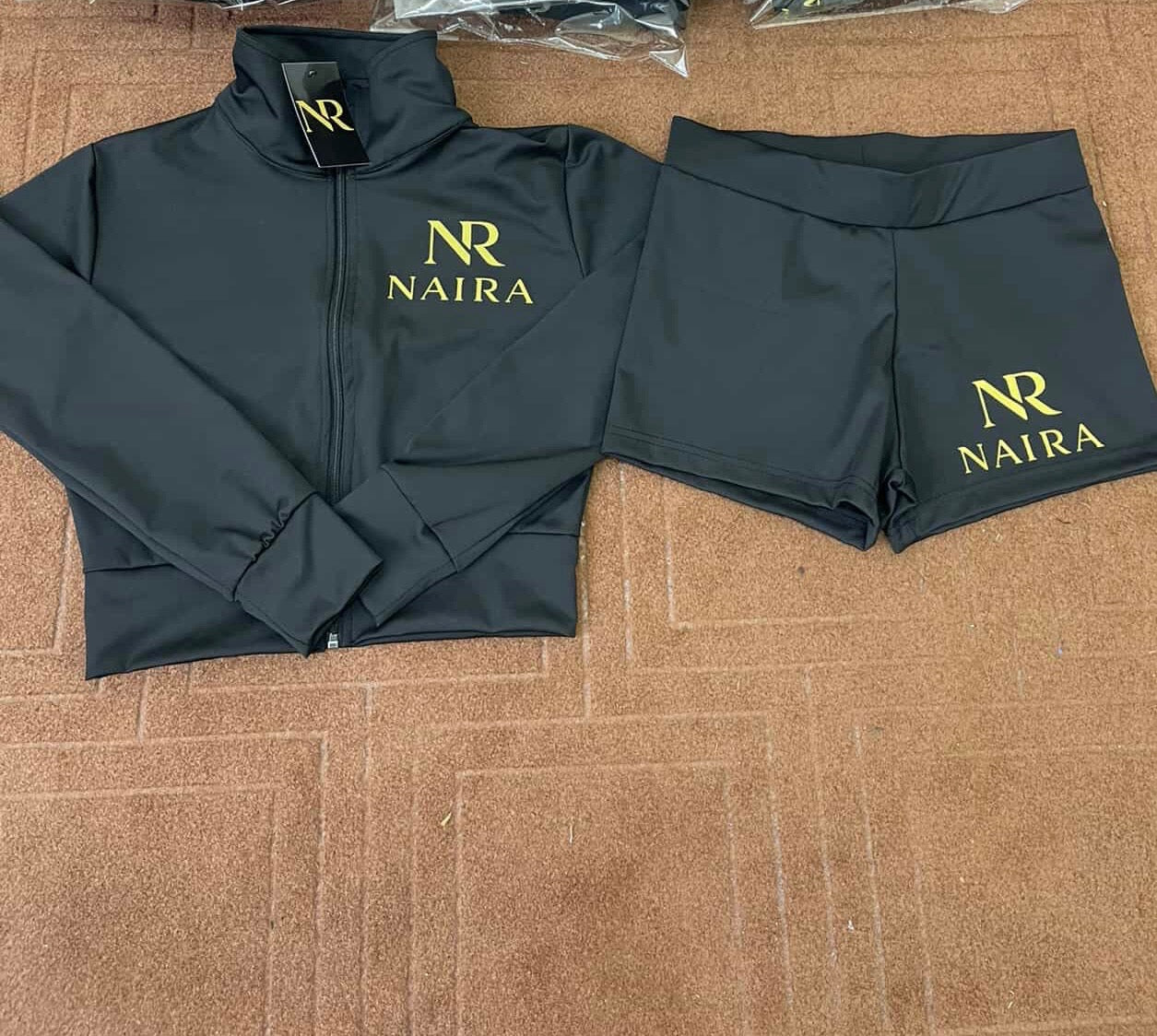 Naira motion set- Black